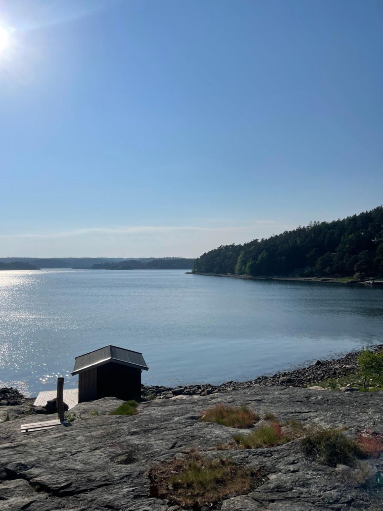 Seaside Dream With Jetty & Guest Cottage Ljungskile Eksteriør billede